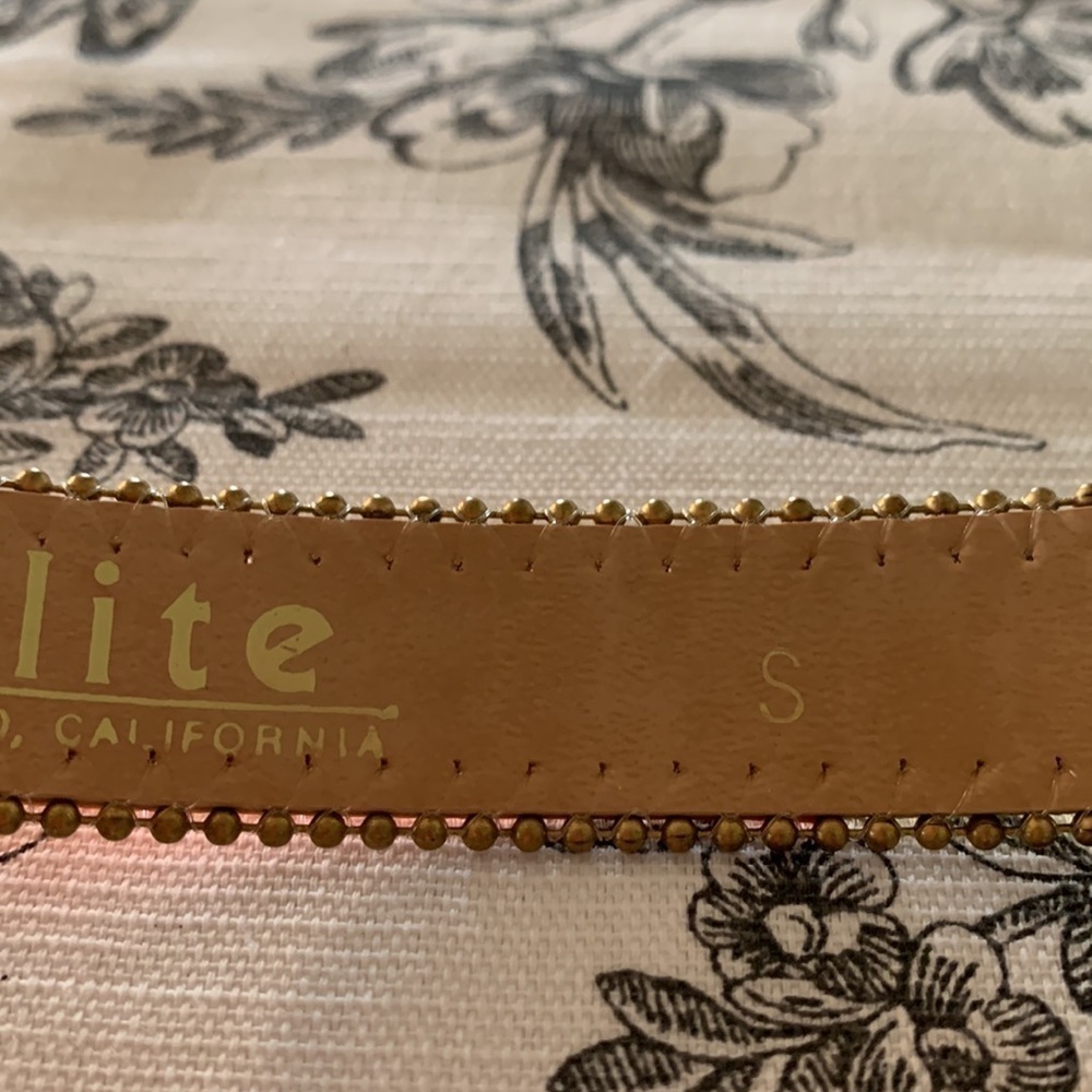 Belt - Picture 8 of 13